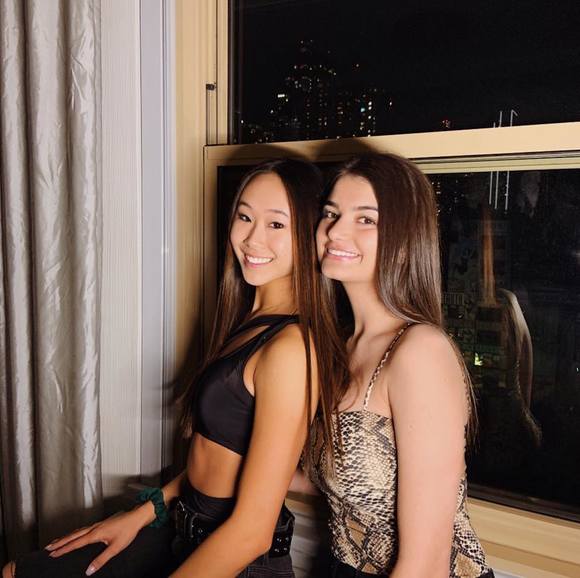 Meet your Posher, Jenna - Picture 1 of 1